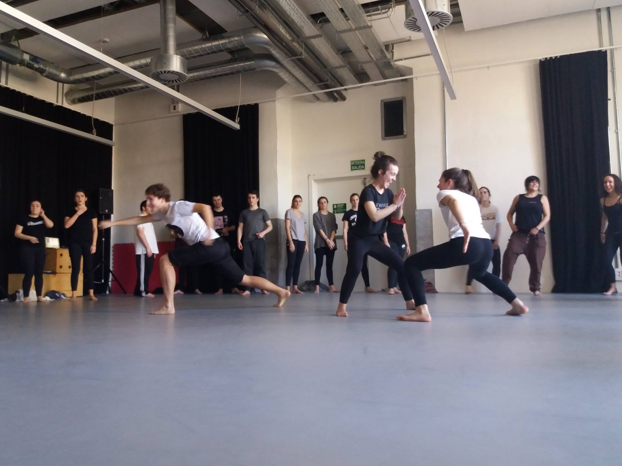 Tu primer día de clase de danza en Hernani
